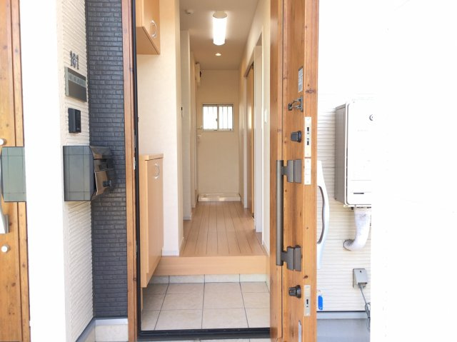 天神町アパートメントの玄関|現状有姿とさせていただきます