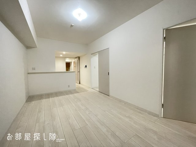 エクストラパレスの居間・リビング