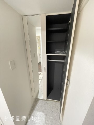 エクストラパレスの玄関