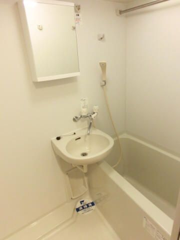 スカイコート池袋第７の浴室