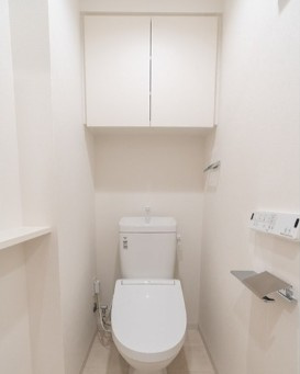 【トイレ】 | コンフォリア・リヴ新中野SOUTH | 温水洗浄便座。