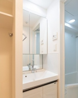 【独立洗面台】 | コンフォリア・リヴ新中野SOUTH