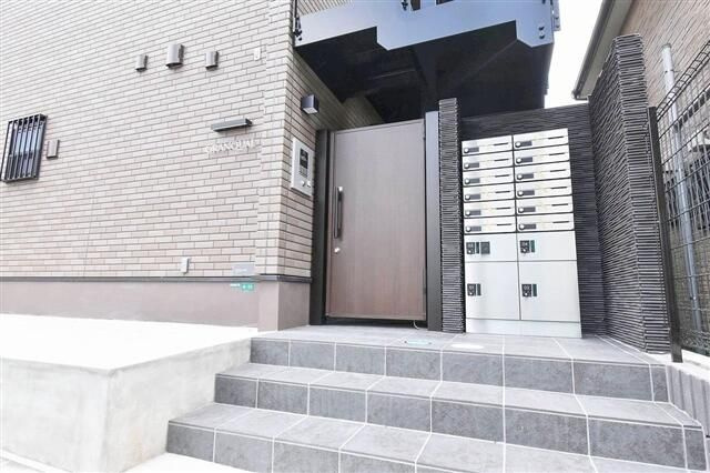 グランクオール西池袋のエントランス