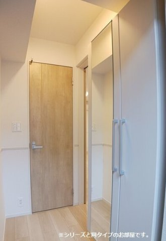 フェリス・カーサの玄関