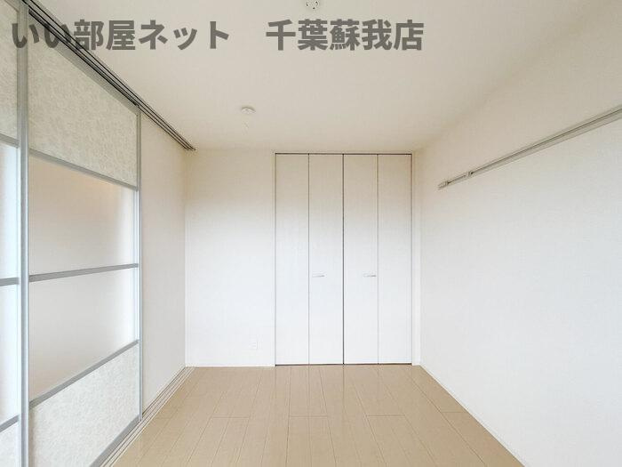 メイプルコートの寝室|落ち着いて過ごせるお部屋なので、寝室にいかがでしょうか