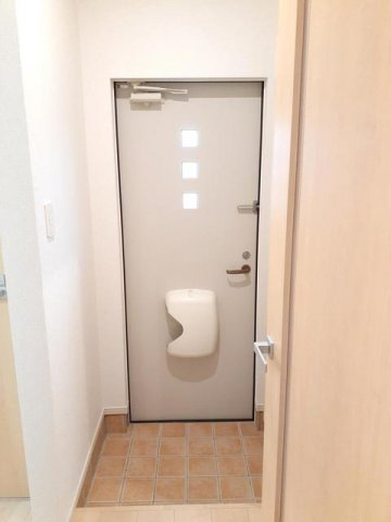グラース　ブリーズ　Ⅱの玄関|きれいな玄関です