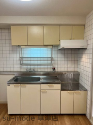 【居間・リビング】 | 中沢椋館 | こちらの居間で趣味の時間をお楽しみください（退去後の写真になり改装・ハウスクリーニング前となります）