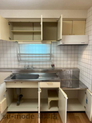 【居間・リビング】 | 中沢椋館 | 居間です（退去後の写真になり改装・ハウスクリーニング前となります）