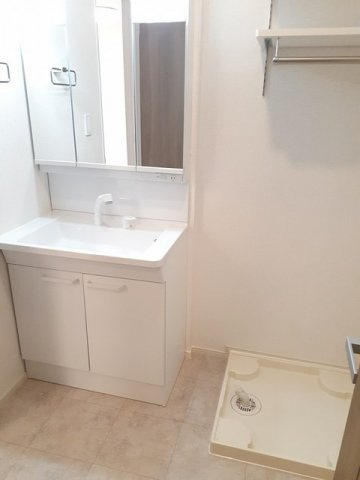 ベラ　ヴィータの洗面所|スペースが確保できる洗面所です