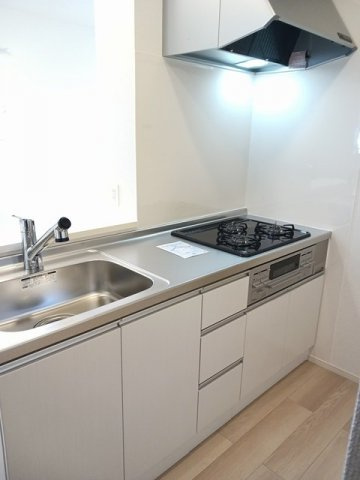 トランブルー立野　Ｂのキッチン|お料理しやすいキッチンです