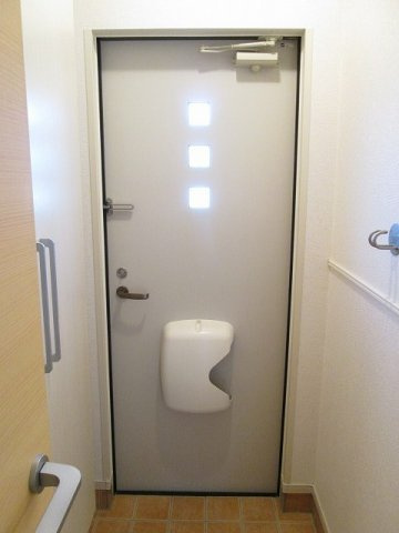リアライズの玄関|明るい玄関です