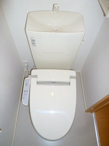 エス・フリーデ　Ⅱのトイレ|ゆったりとした空間のトイレです