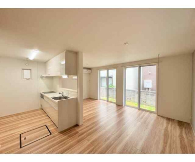 【居間・リビング】 | フォレストメゾン新堀 | ゆったりとした居間です