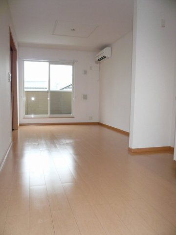 デスパシオ　カーサＡ棟の居間・リビング|リビングです