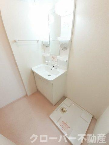 レユスィートＹ　Ⅵの洗面所