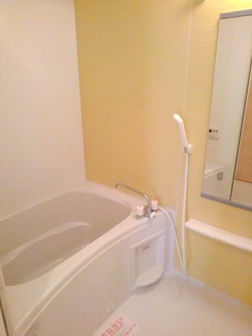 エスペランサ・コートの浴室|きれいなお風呂です