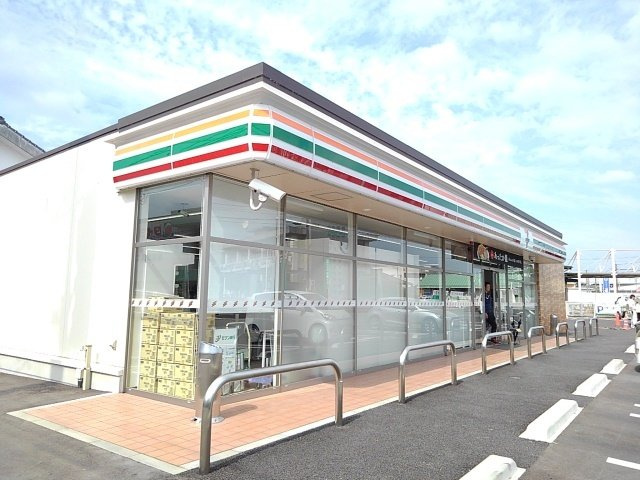サルヴァトーレⅡ　Ａの周辺|セブンイレブン末吉本町店まで1000m