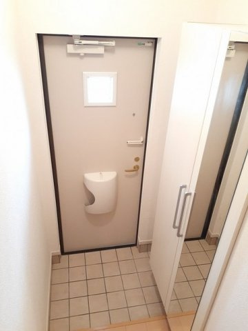 サルヴァトーレⅡ　Ａの玄関|玄関です