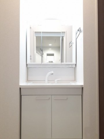 ベル　フォレスト　Ⅱの洗面所|コンパクトで使いやすい洗面所