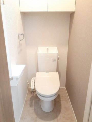 ベル　フォレスト　Ⅱのトイレ|落ち着いた色調のトイレです