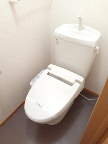 プリムローズヴィラＢのトイレ|清潔感のあるトイレです