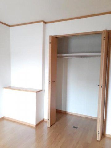 プリムローズヴィラＢの収納|大きなものも収納できそうです