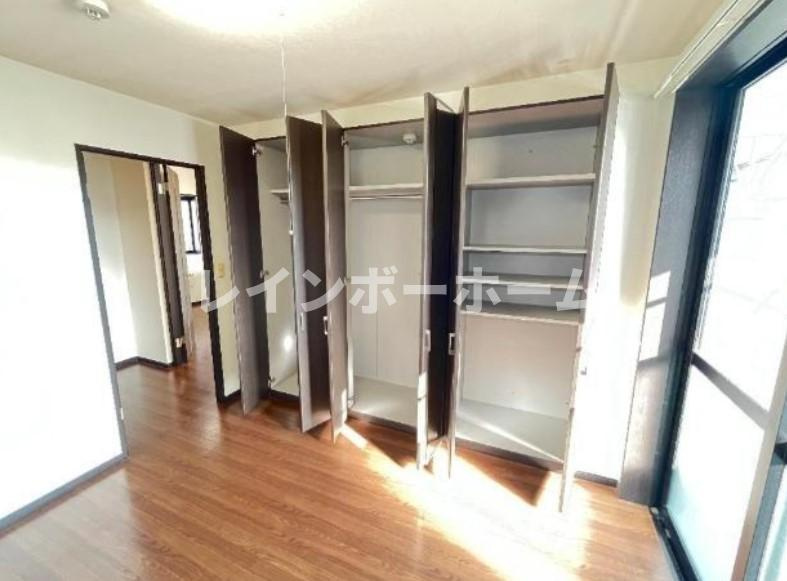 カームオータム大原の収納