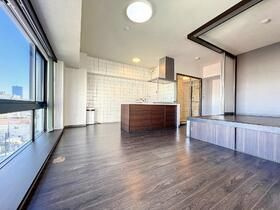 ZEN KAGURAZAKAの居間・リビング