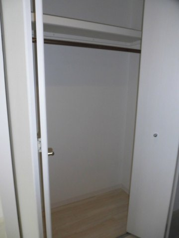 大阪市中央区安堂寺町２丁目の賃貸マンションの収納