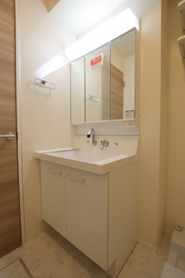 【独立洗面台】 | アヴェルラ堺