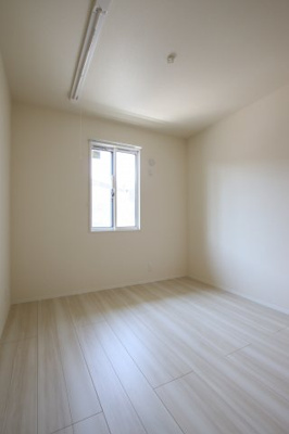 【洋室】 | アヴェルラ堺