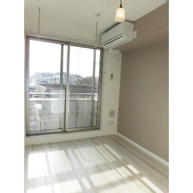 ブランミュールⅡの居間・リビング