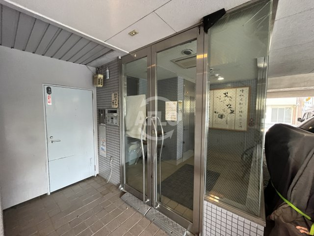 ビルシャナのエントランス|ビルシャナ　エントランス