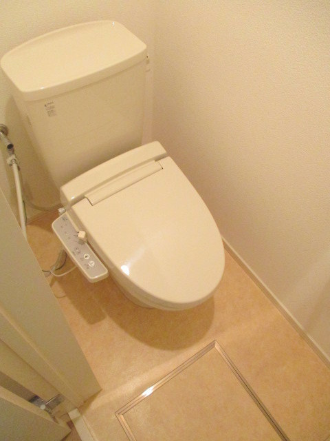 カーサ堤通のトイレ|★温水洗浄便座★