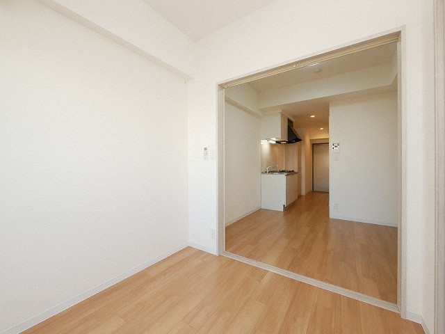 アーバンパーク弁天町の洋室