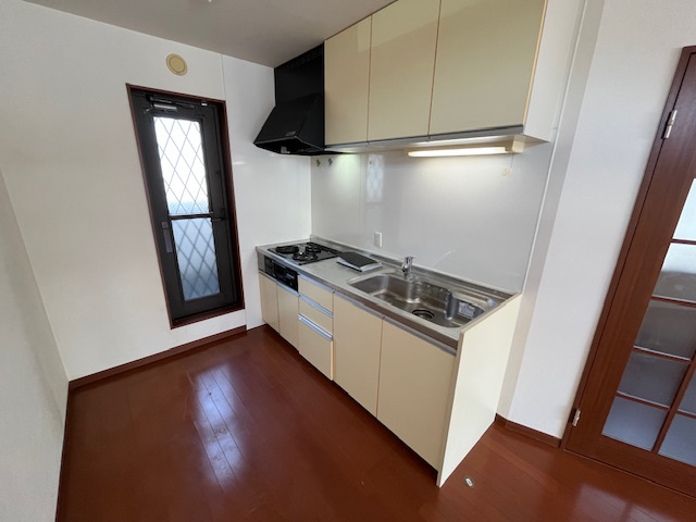 深阪南戸建のキッチン