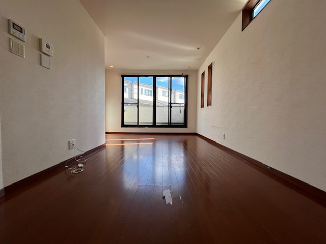 深阪南戸建の居間・リビング