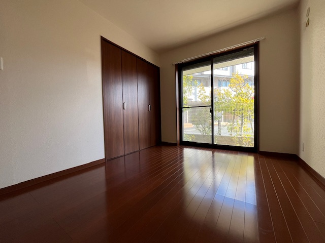 深阪南戸建の洋室