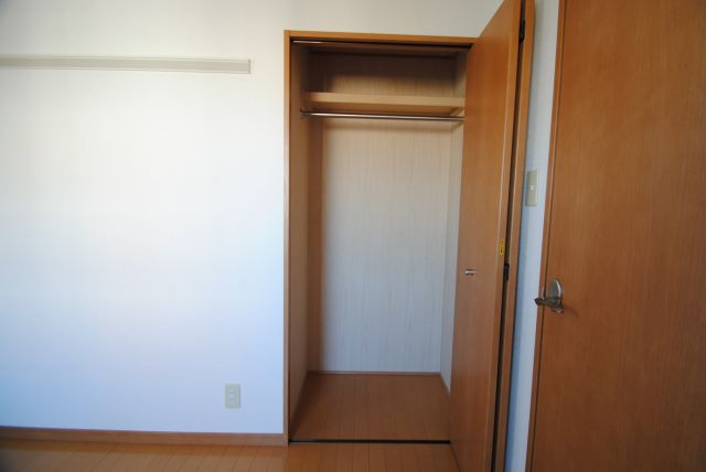 エクセレント東町の収納