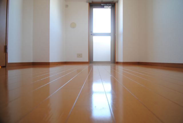 エクセレント東町の洋室