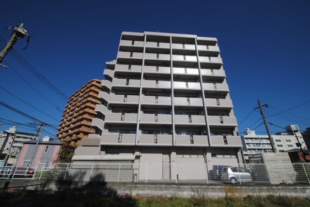 エクセレント東町の外観