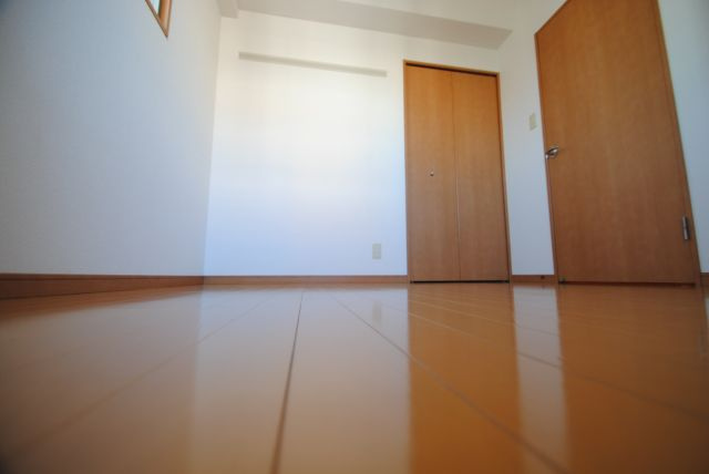 エクセレント東町の寝室