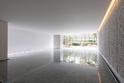 シャトレ信濃町のロビー