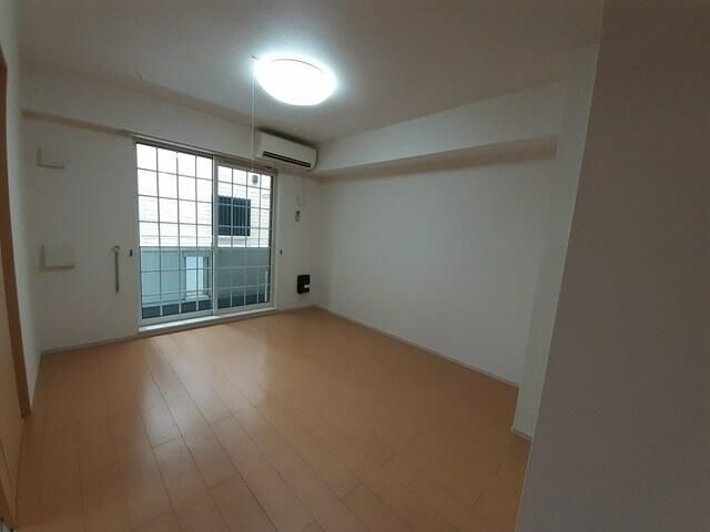 グランドール　レジデンスの居間・リビング