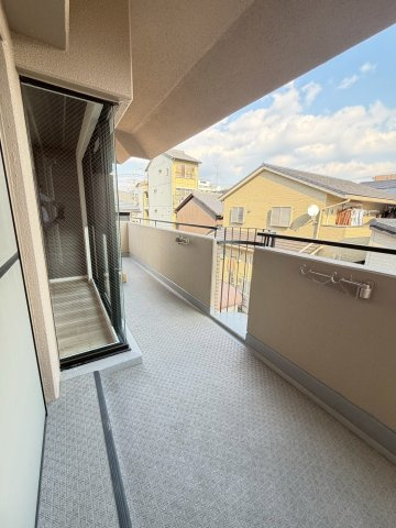 ◆室内リフォーム済◆３階上層階なし広々角住戸◆３沿線利用可能◆パークテラス桃山のバルコニー|バルコニー