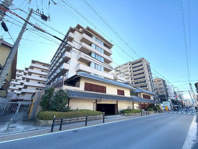 ◆室内リフォーム済◆３階上層階なし広々角住戸◆３沿線利用可能◆パークテラス桃山