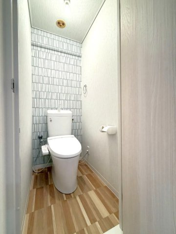 ◆室内リフォーム済◆３階上層階なし広々角住戸◆３沿線利用可能◆パークテラス桃山のトイレ|トイレ