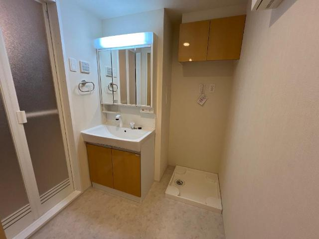 ノイアー・ルウムⅠの洗面所|洗髪洗面化粧台（イメージ）