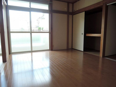 【寝室】 | コーポタツミ