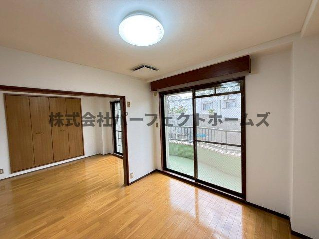 ニューハイツ岡山手のキッチン|ダイニングスペースです